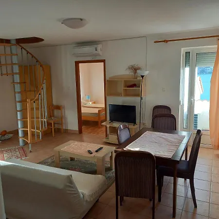Apartment Apartman *